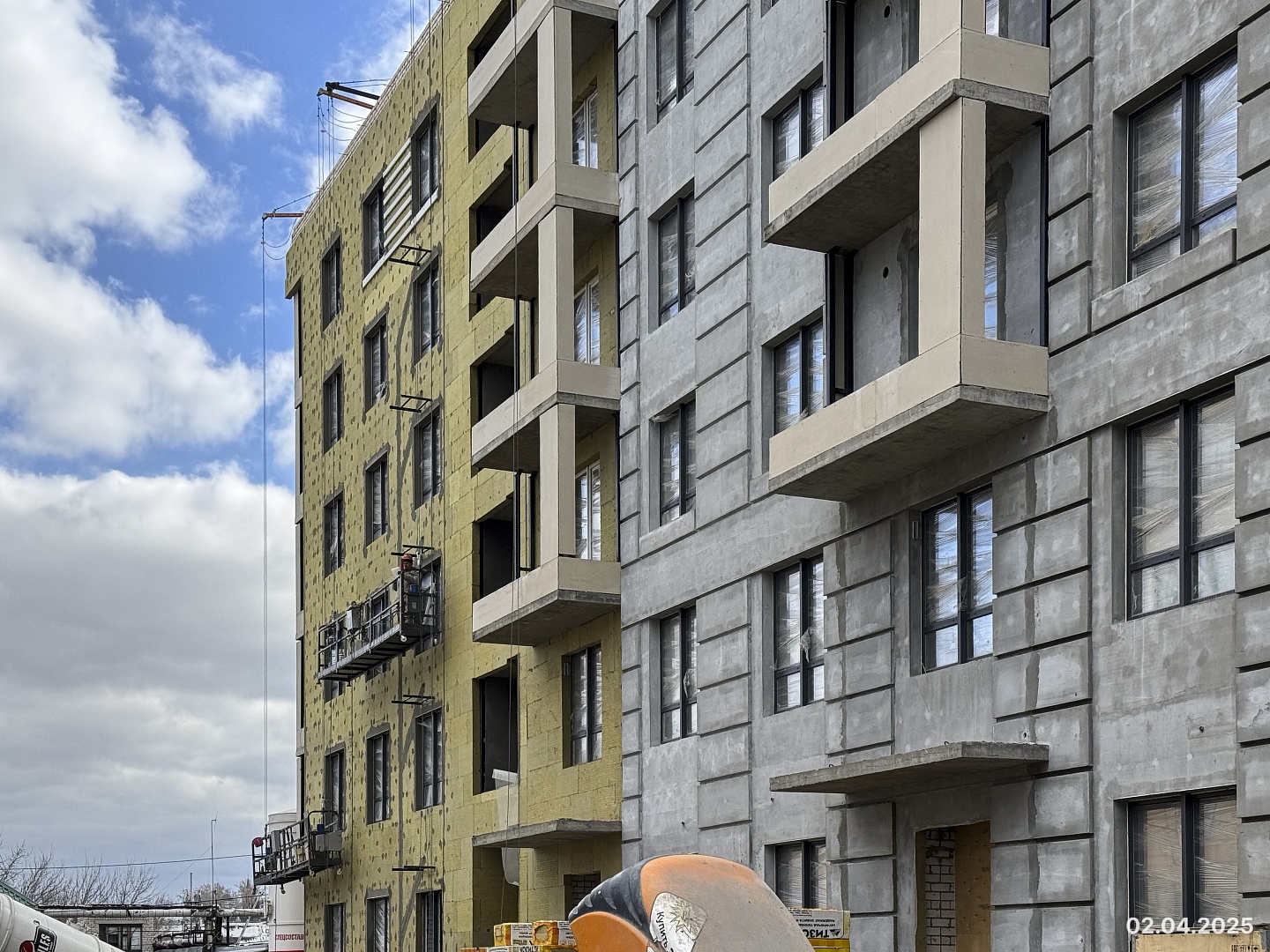 Апрель 2025